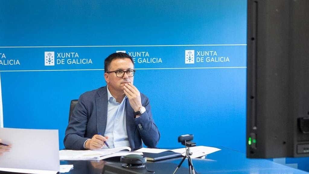 Fotografía que ilustra la noticia: CIG y CCOO cargan contra el plan de la Xunta para las bajas laborales y convocan protestas el 8 de octubre