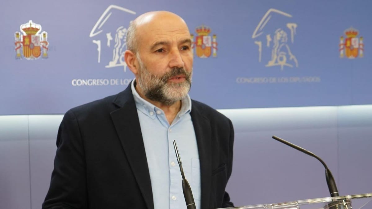 Fotografía que ilustra la noticia: El BNG exige al Gobierno desautorizar a Defensa por su recelo hacia la planta de SAIC en Ferrol