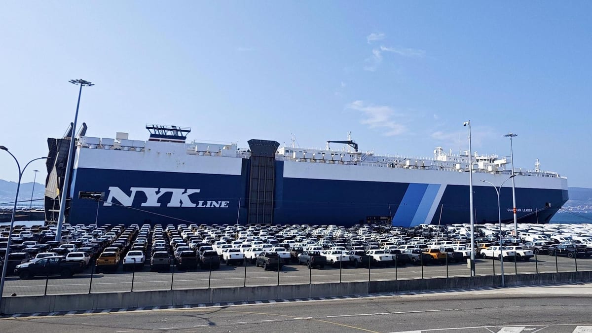 Fotografía que ilustra la noticia: La factura de electrificar: la exportación de coches de Vigo y provincia cae un 11%