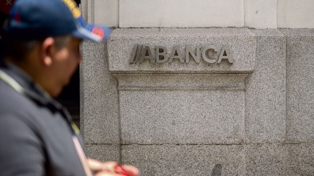Fotografía que ilustra la noticia: La justicia gallega obliga a Abanca a devolver casi 20.000 euros a clientes víctimas de 'phishing'