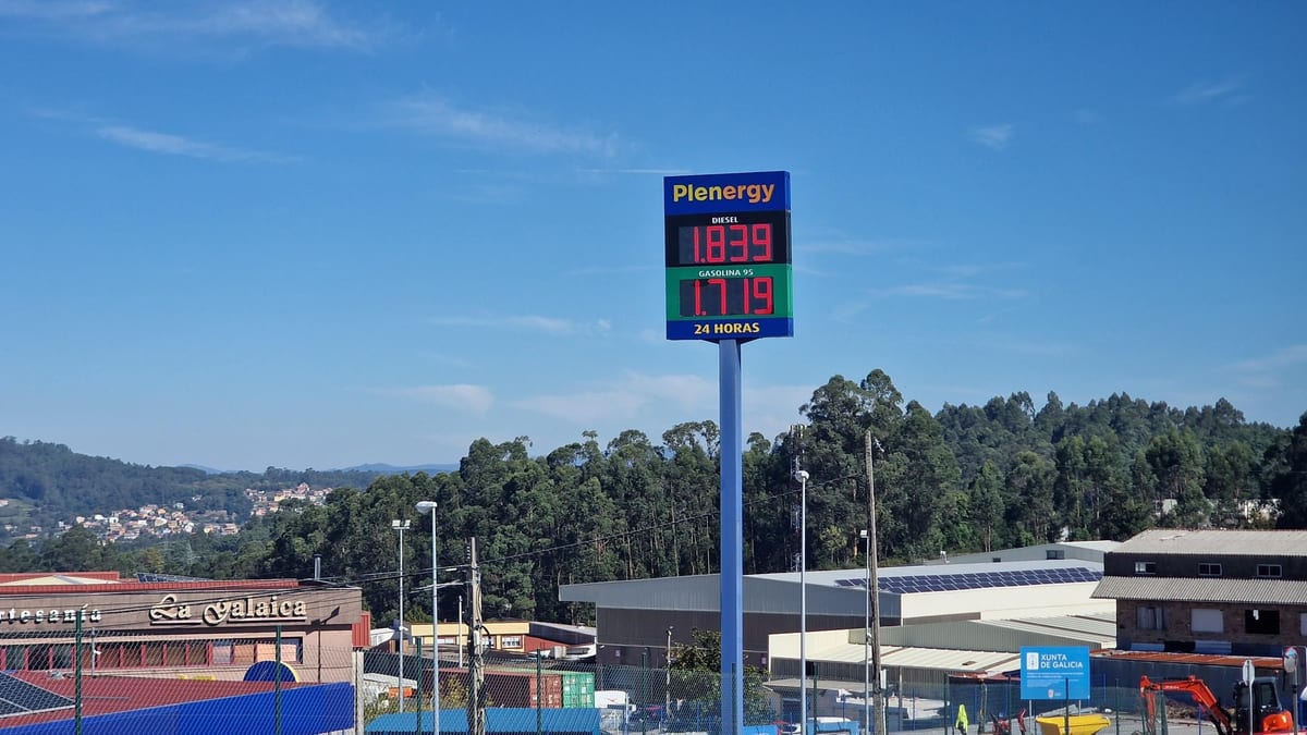 Fotografía que ilustra la noticia: La UVigo destina 2,7 millones a escuelas y facultades en 2027 para paliar la subida del carburante