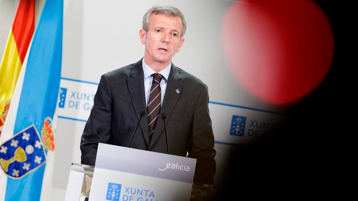 Fotografía que ilustra la noticia: La Xunta contrata por 6 millones un servicio jurídico para reclamar 150 millones del cártel de los pañales