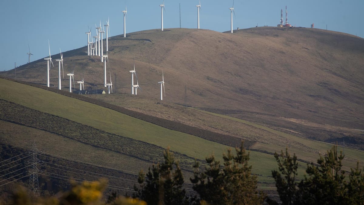 Fotografía que ilustra la noticia: La Xunta deniega a Enel Green Power el parque eólico Navallos en Lugo tras el rechazo ambiental