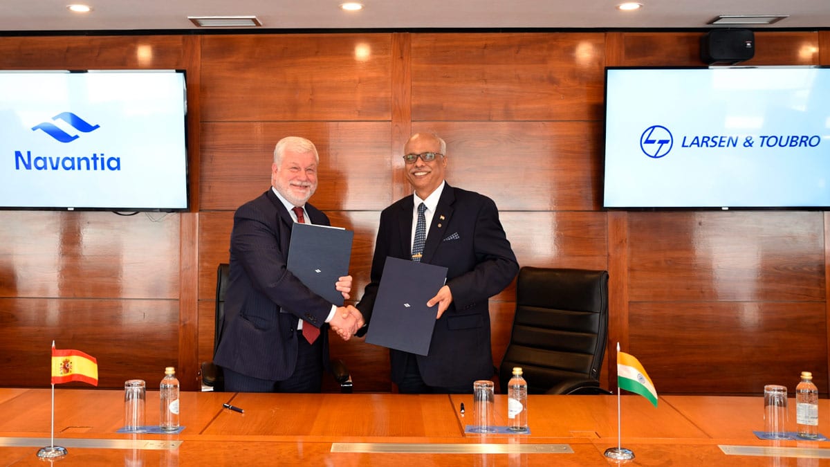 Fotografía que ilustra la noticia: Navantia y L&T firman un acuerdo para optar a los cuatro buques anfibios de la Marina india