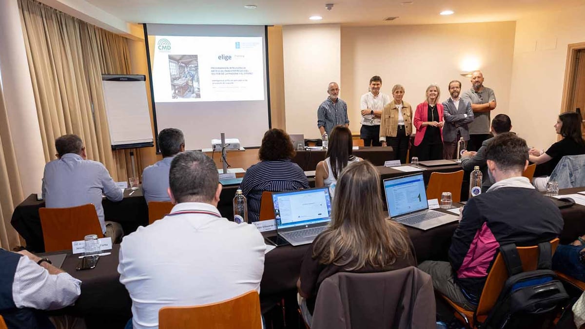 Fotografía que ilustra la noticia: O Igape leva a IA ás empresas de madeira e deseño cun programa formativo práctico en Santiago